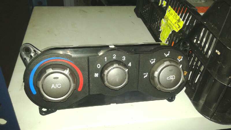 MANDO CALEFACCION /  AIRE ACONDICIONADO