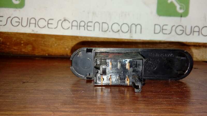 MANDO ELEVALUNAS TRASERO DERECHO