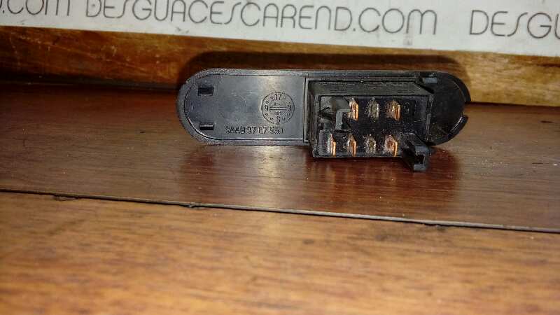 MANDO ELEVALUNAS TRASERO IZQUIERDO