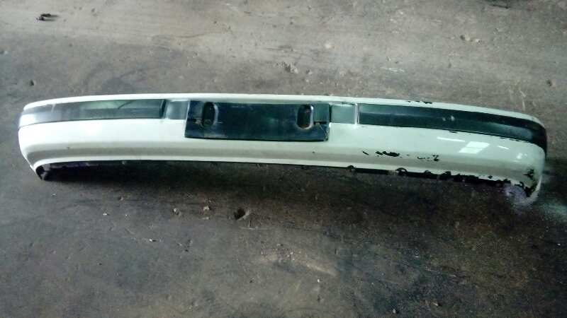 PARAGOLPES DELANTERO