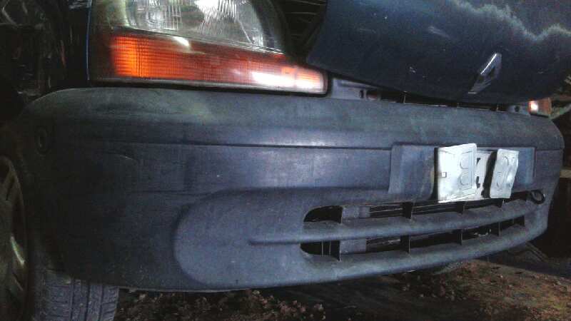 PARAGOLPES DELANTERO