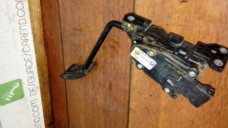 PEDAL ACELERADOR