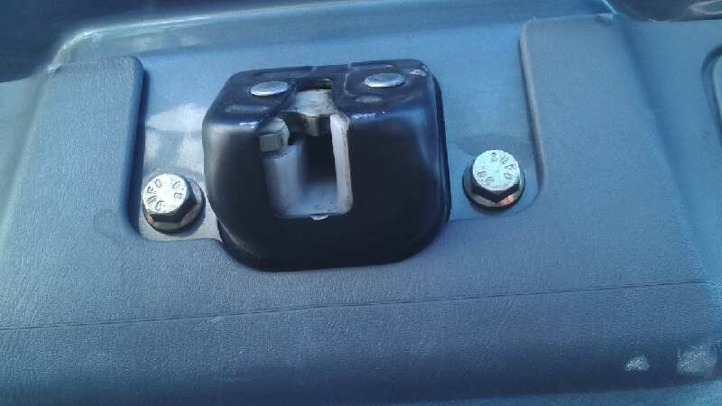 CERRADURA MALETERO / PORTON