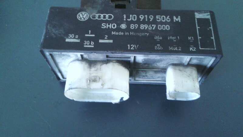 CAJA RELES / FUSIBLES