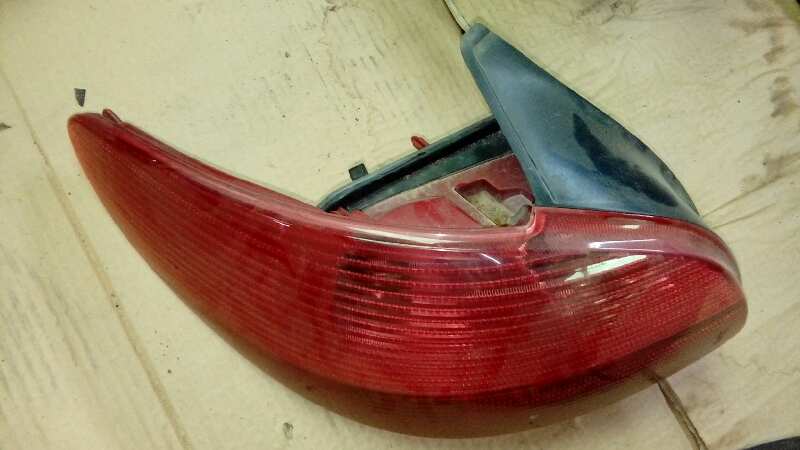 PILOTO TRASERO IZQUIERDO