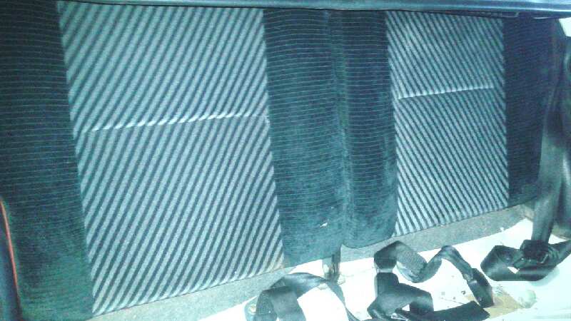 ASIENTO TRASERO MEDIO