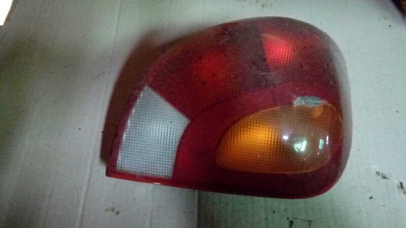 PILOTO TRASERO DERECHO