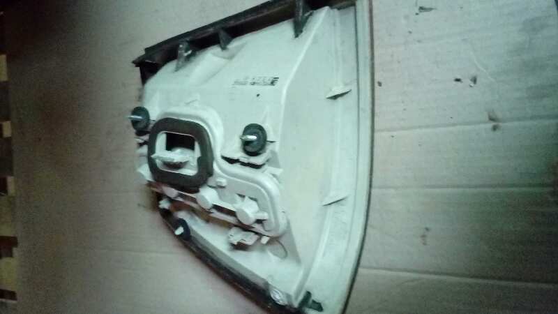 PILOTO TRASERO DERECHO