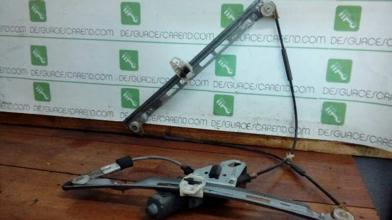 ELEVALUNAS DELANTERO DERECHO