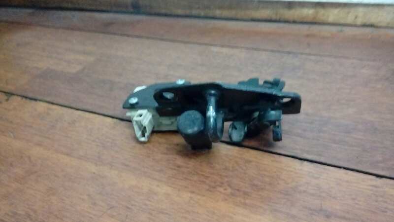 CERRADURA MALETERO / PORTON