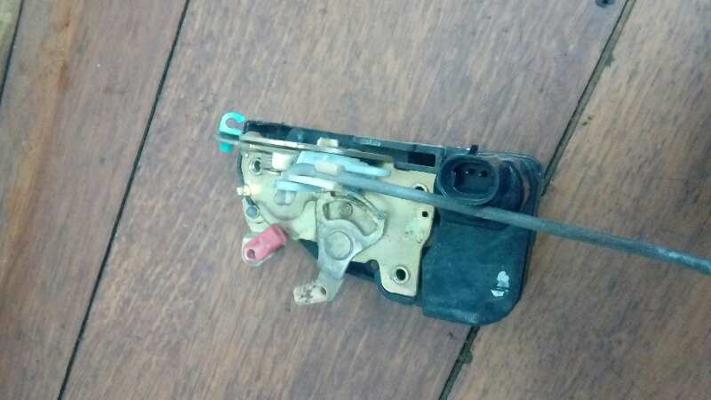 CERRADURA PUERTA DELANTERA DERECHA