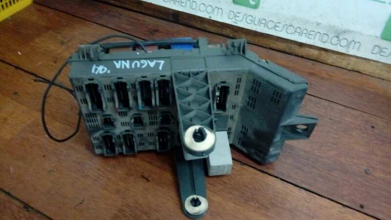 CAJA RELES / FUSIBLES