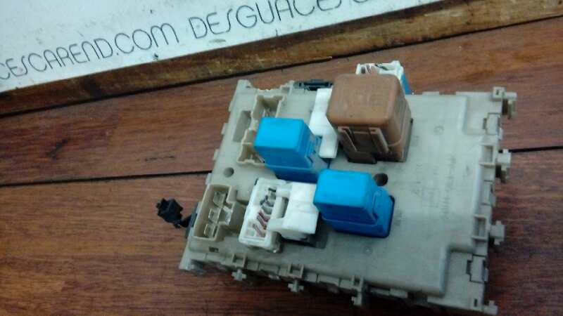 CAJA RELES / FUSIBLES