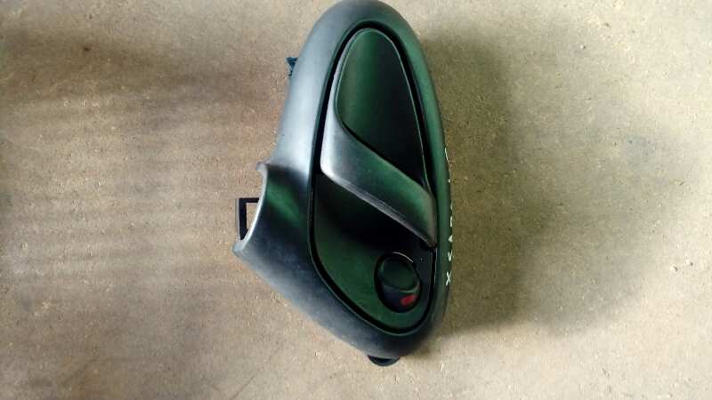 MANETA INTERIOR DELANTERA IZQUIERDA