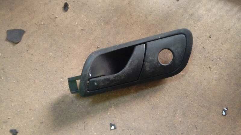 MANETA INTERIOR DELANTERA IZQUIERDA