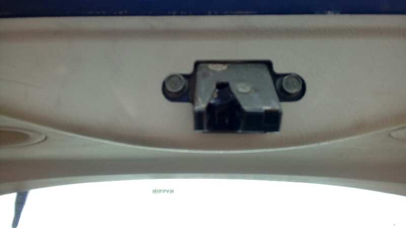 CERRADURA MALETERO / PORTON