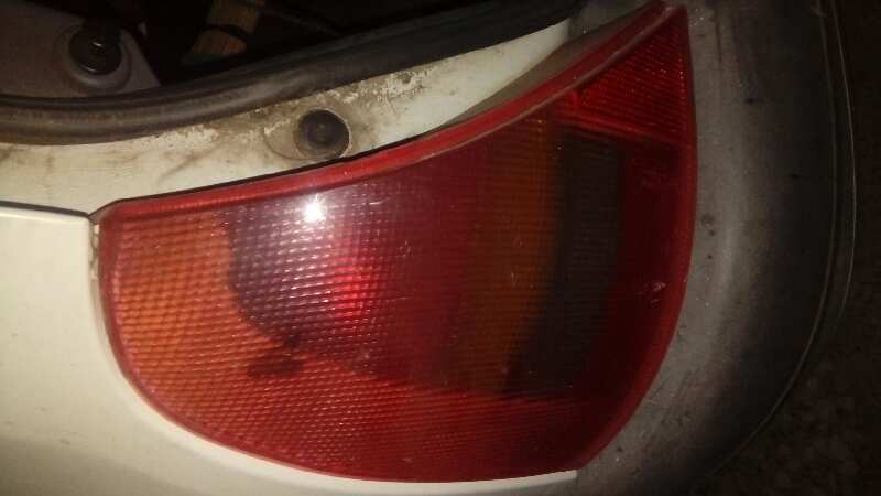 PILOTO TRASERO IZQUIERDO