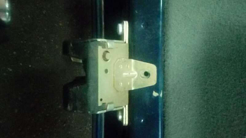 CERRADURA MALETERO / PORTON