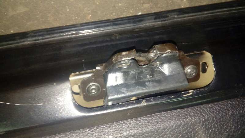 CERRADURA MALETERO / PORTON