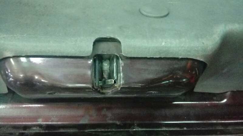 CERRADURA MALETERO / PORTON