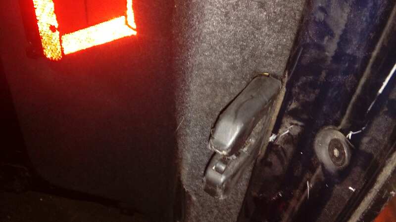 CERRADURA MALETERO / PORTON