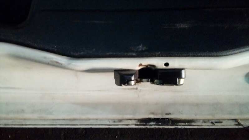 CERRADURA MALETERO / PORTON