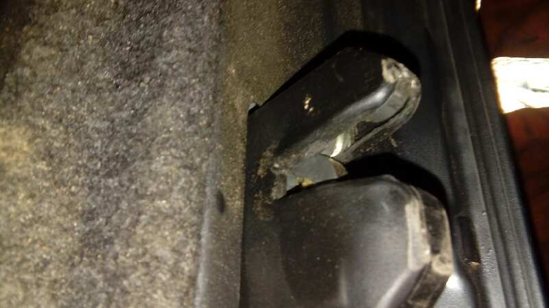 CERRADURA MALETERO / PORTON