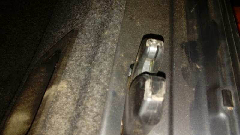 CERRADURA MALETERO / PORTON