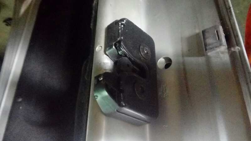 CERRADURA MALETERO / PORTON