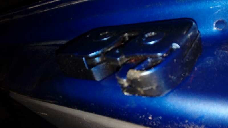 CERRADURA MALETERO / PORTON