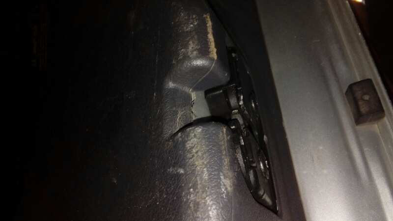 CERRADURA MALETERO / PORTON