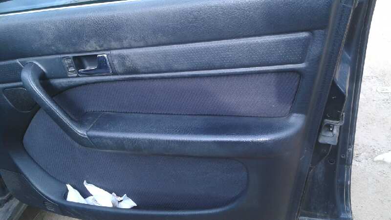 ELEVALUNAS DELANTERO DERECHO