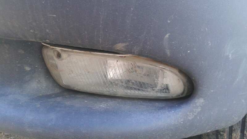 FARO ANTINIEBLA IZQUIERDO