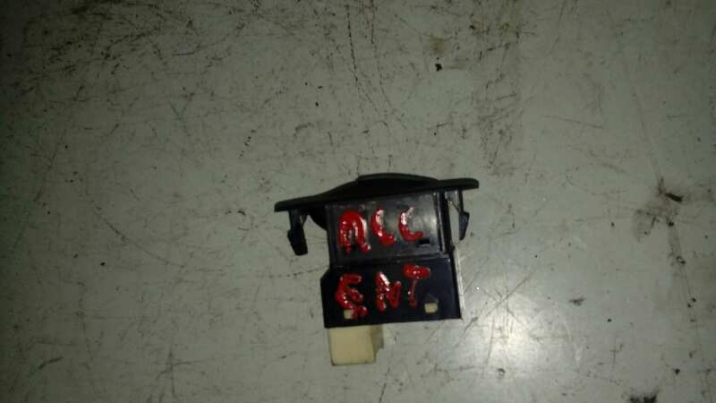 MANDO ELEVALUNAS DELANTERO DERECHO