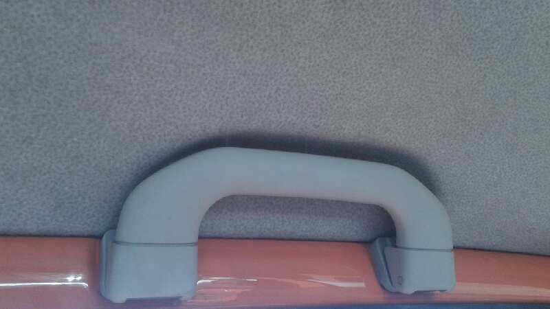 CAJA RELES / FUSIBLES