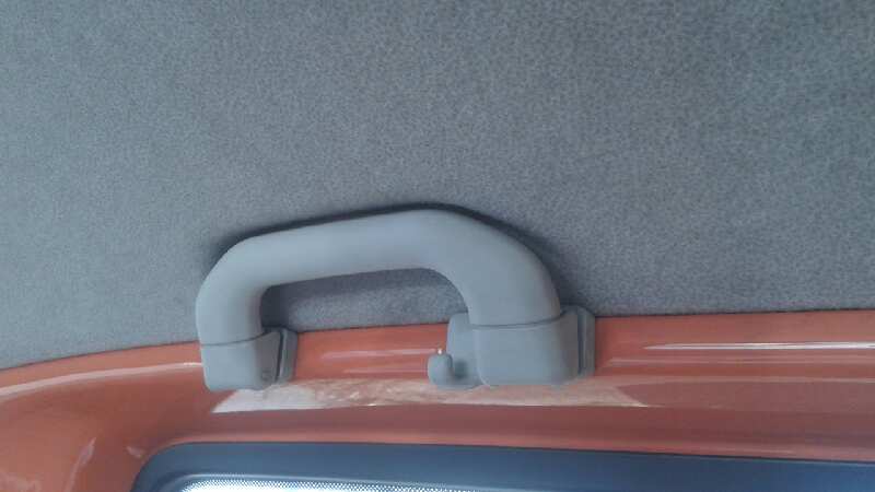 CAJA RELES / FUSIBLES