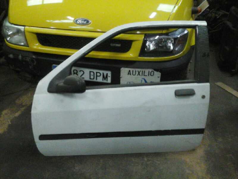 PUERTA DELANTERA IZQUIERDA