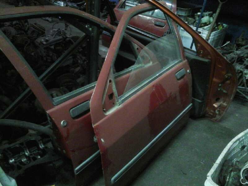 PUERTA DELANTERA IZQUIERDA