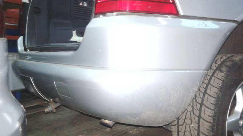 PARAGOLPES TRASERO