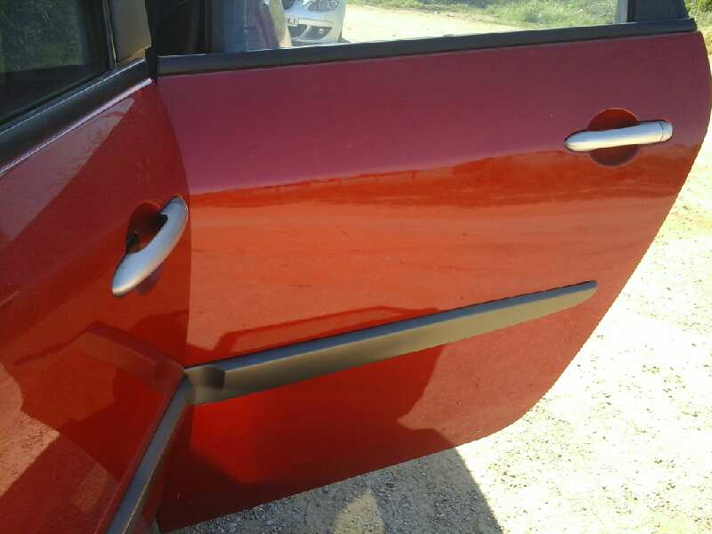 PUERTA TRASERA IZQUIERDA