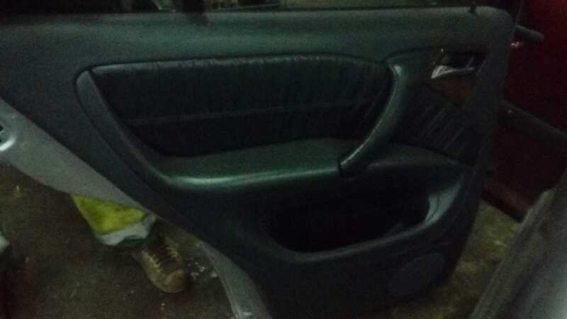 PUERTA TRASERA IZQUIERDA