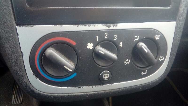 MANDO CALEFACCION /  AIRE ACONDICIONADO