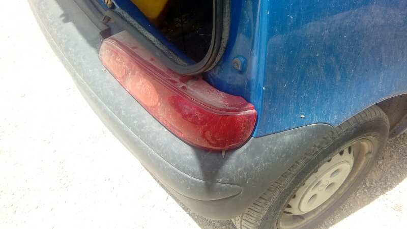 PARAGOLPES TRASERO