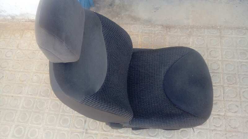 ASIENTO DELANTERO IZQUIERDO