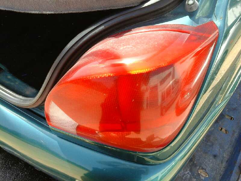 PILOTO TRASERO DERECHO