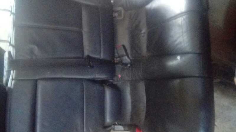 ASIENTO TRASERO MEDIO