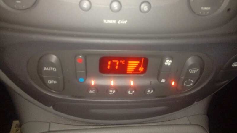 MANDO CALEFACCION /  AIRE ACONDICIONADO