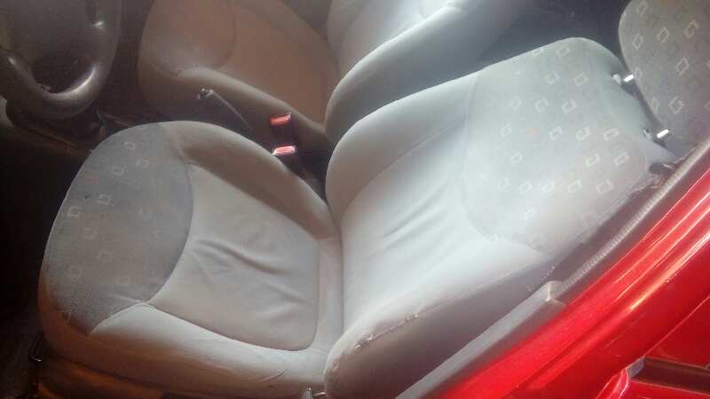 ASIENTO DELANTERO IZQUIERDO