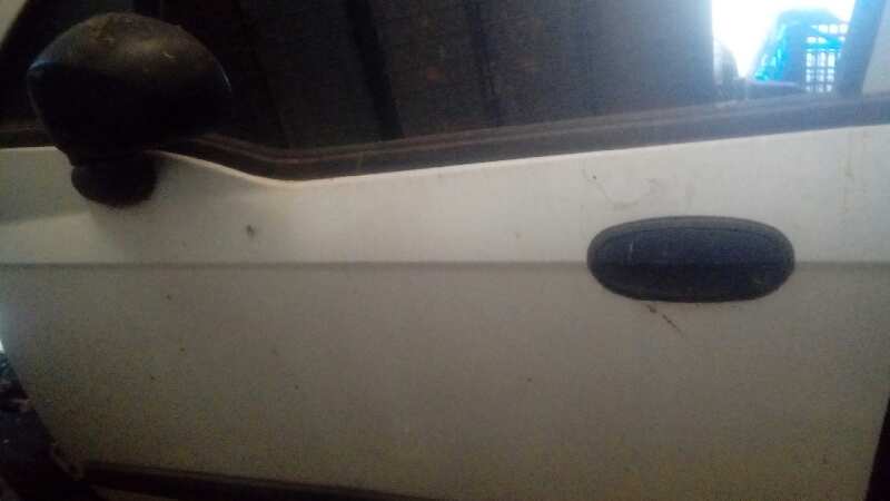 PUERTA DELANTERA IZQUIERDA