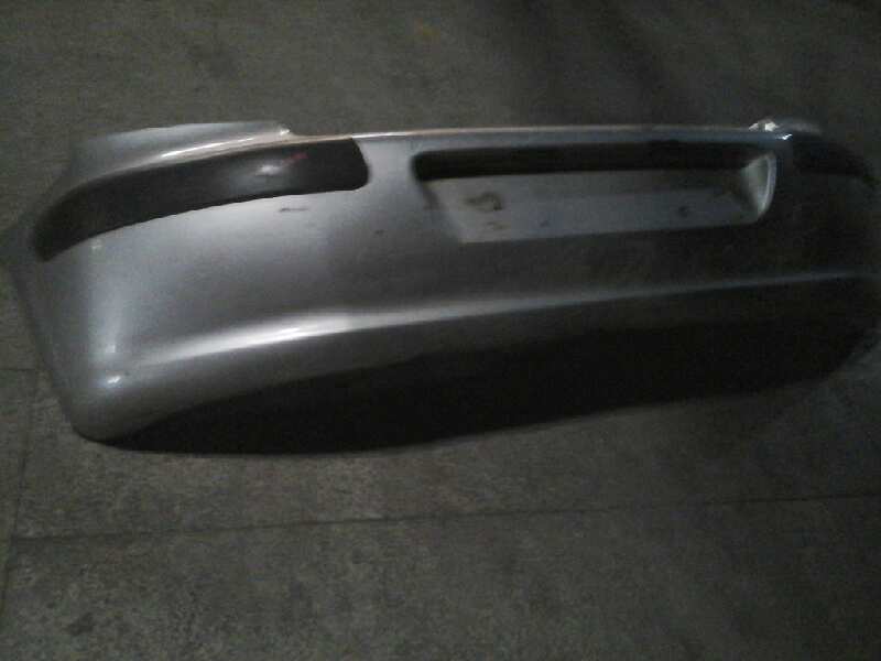 PARAGOLPES TRASERO